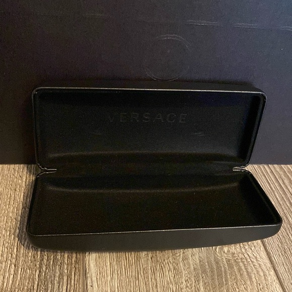 Prada and Versace Glasses ๐ prescription  Cases unisex - Picture 11 of 17